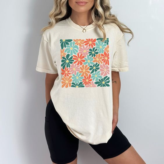 Boho Flower Shirt, Flower Graphic Tee, Botanical Shirt, Cottagecore Aesthetic, Retro Summer Camp Shirt, Floral Shirt