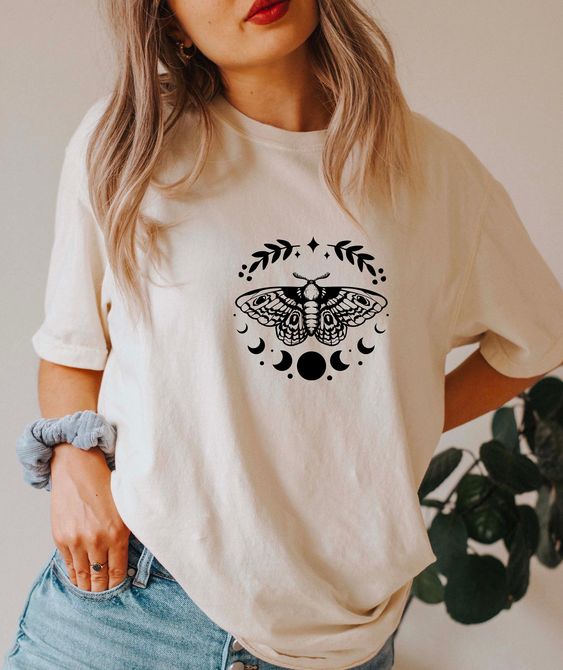 Comfort Colors Celestial Moth Shirt, Celestial Moth T-shirt, Boho Moth Shirt, Comfy Oversized Shirt, Boho Shirt, Celestial Moth Shirt