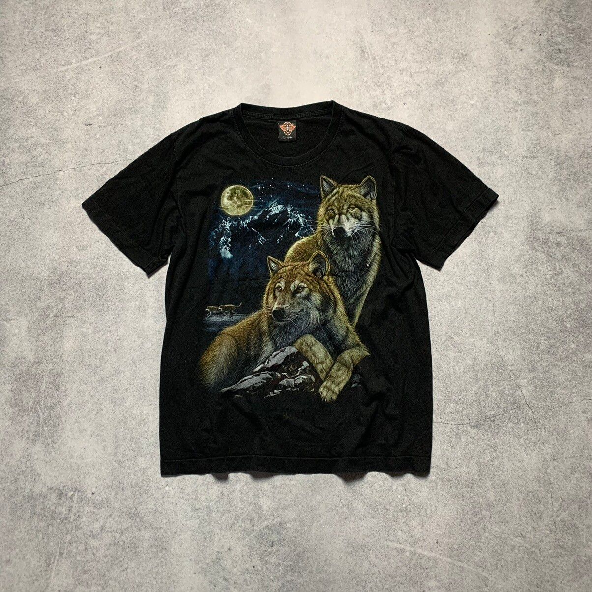 Vintage WOLF BIG PRINT ANIMALS ROCK BAND TEE, Shirt Outfit, Gift For Men, For Women