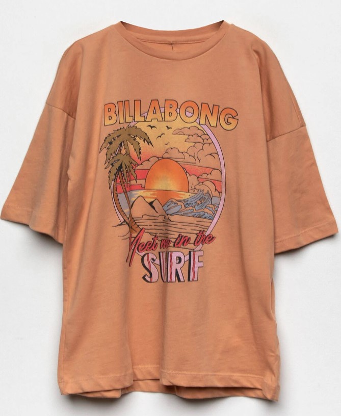 Billabong Meet Me Surf Tee Shirt Outfit, Shirt Outfit Idea