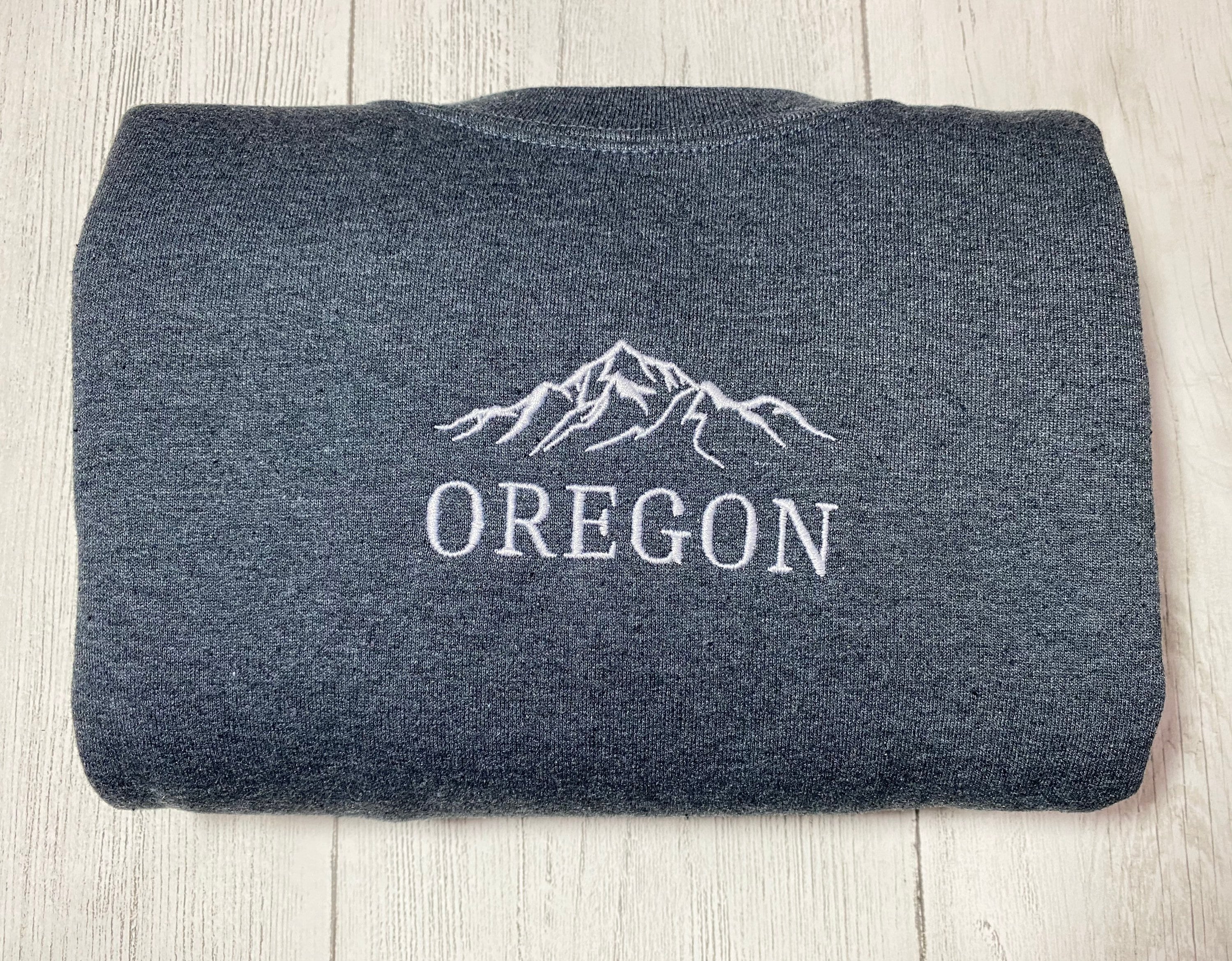 Vintage Embroidered Sweatshirt Oregon Embroidered Sweater Vintage Mountains Sweater Embroidered Crewneck Oregon Home State Shirts