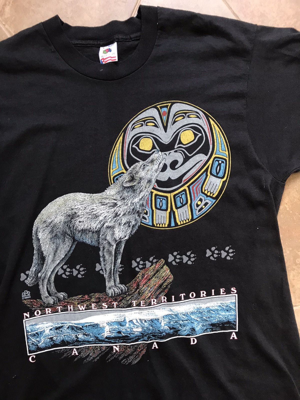 CANADA WOLF SHIRT RARE N195, Shirt Outfit, Gift For Men, For Women