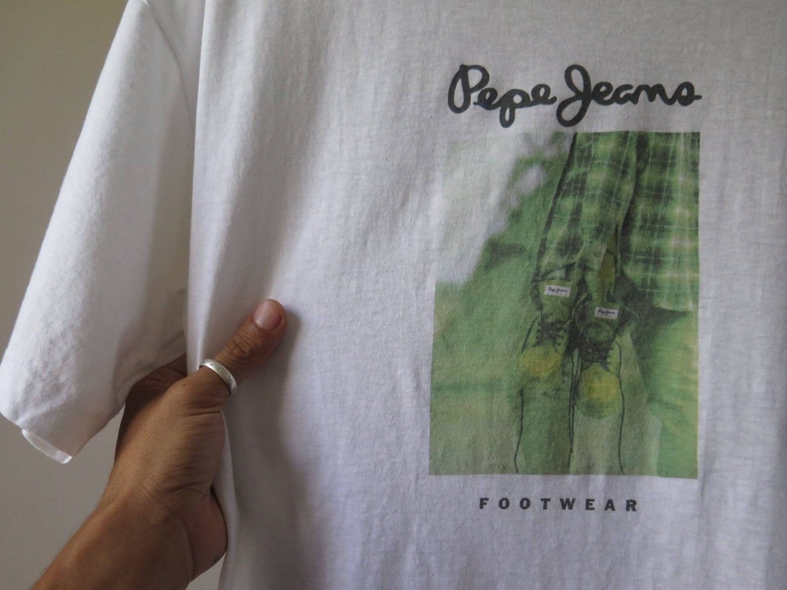 Vintage Pepe Jeans Tshirt Pepe Jeans London Tshirt One 90S Fashion Over T Shirt Ads Pepe Jeans Footwear Single Stitch