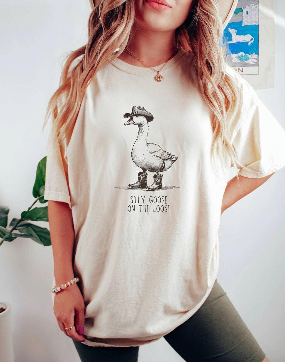 Silly Goose On The Loose T-shirt, Unisex Funny Meme shirt, Aesthetic T-Shirt, Matching Couples Shirt