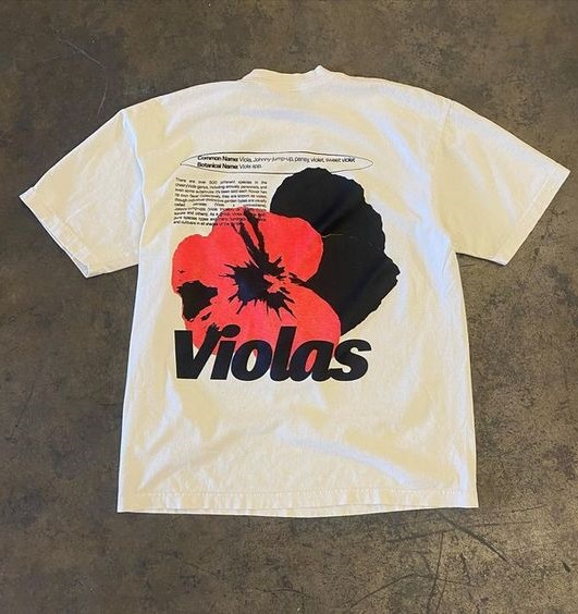 Violas Flower Tee Shirt Outfit, Shirt Outfit Idea